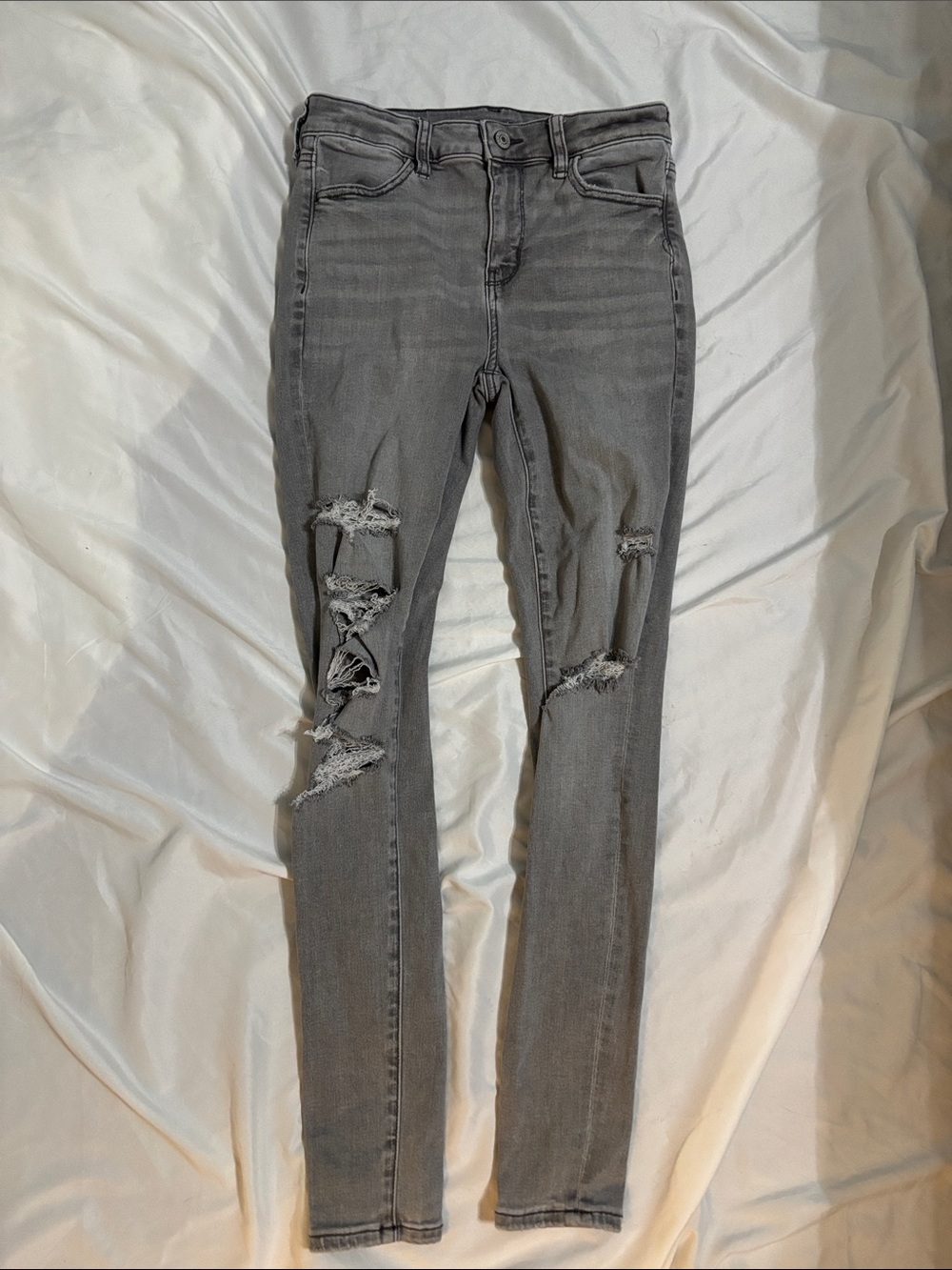 American Eagle Distressed Skinny Jeans - Women